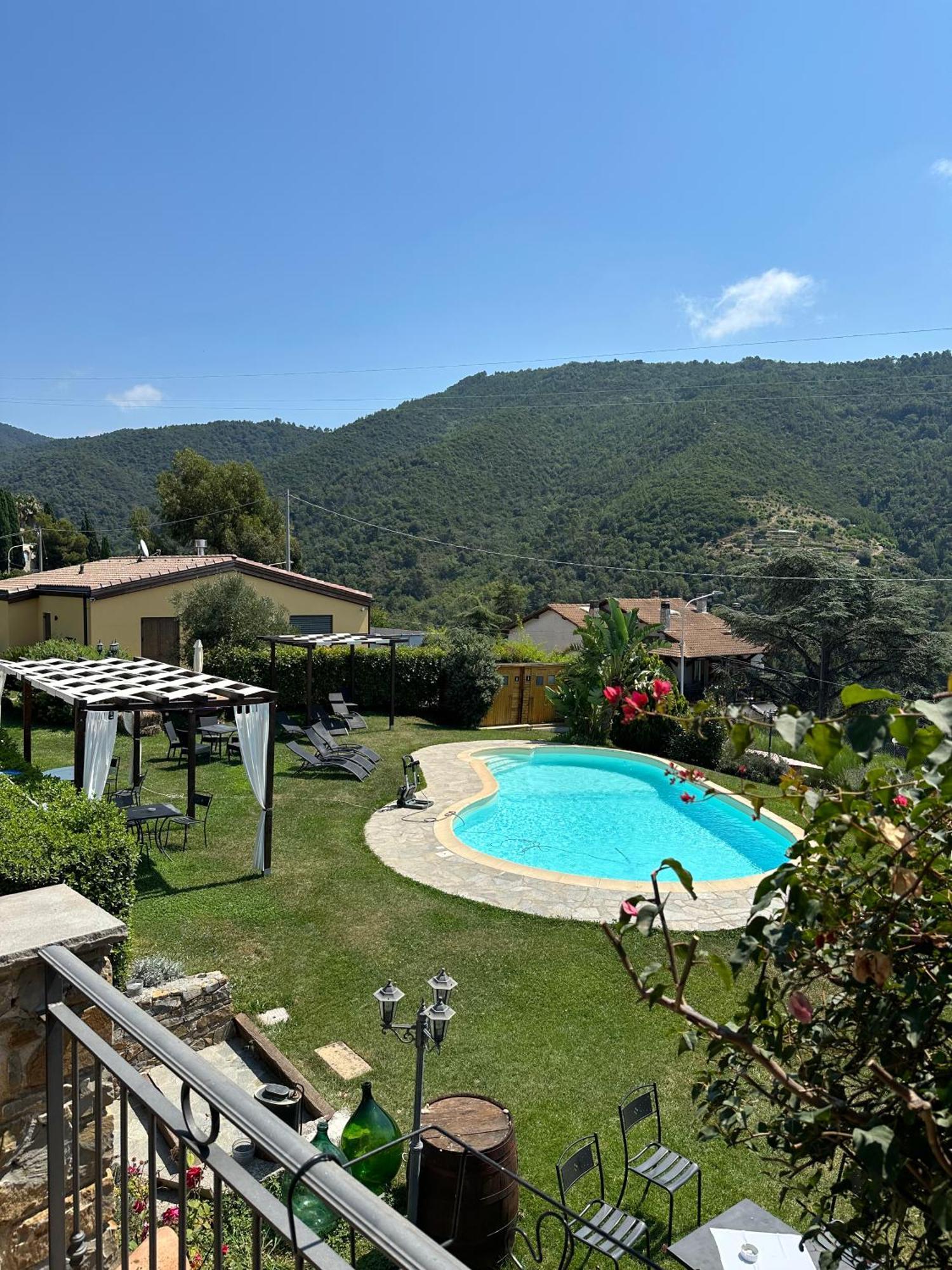 Agriturismo Ca Due Nonu Vallebona Exterior photo
